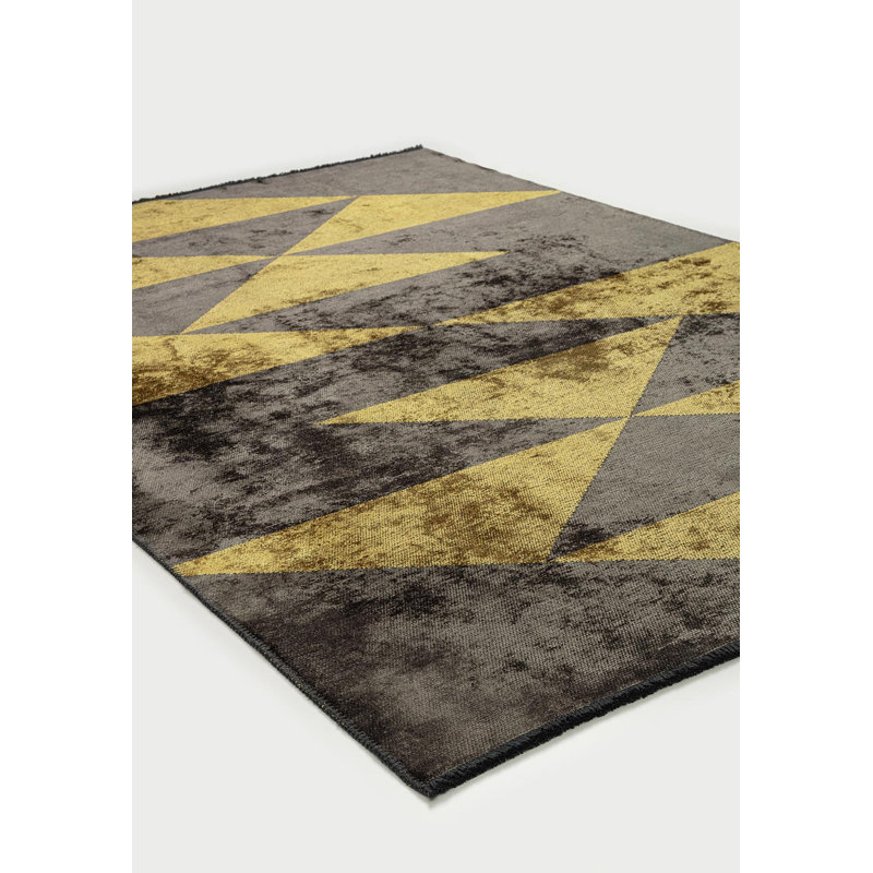 Geometric Area Rug, Rectangle 6'7" x 8'3"