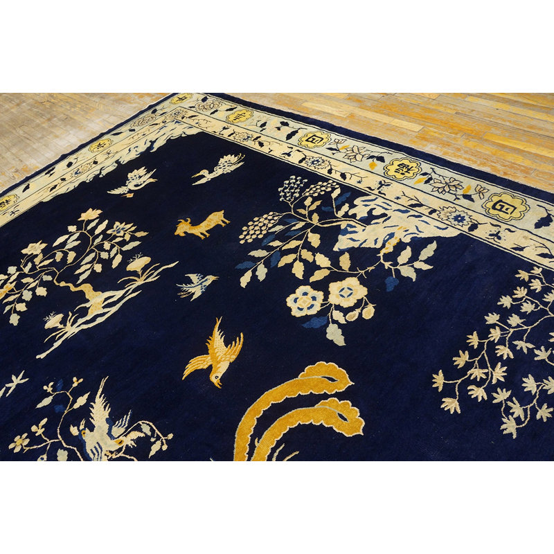Hand Knotted Wool Area Rug in Blue