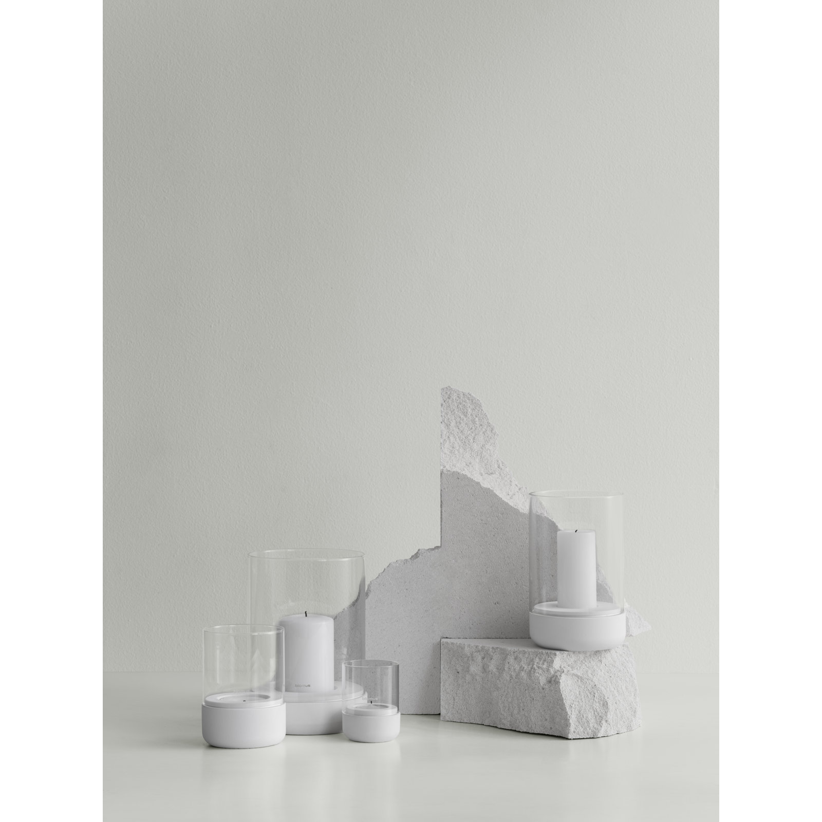 8.9" H x 5.9" W x 5.9" D, Pure White