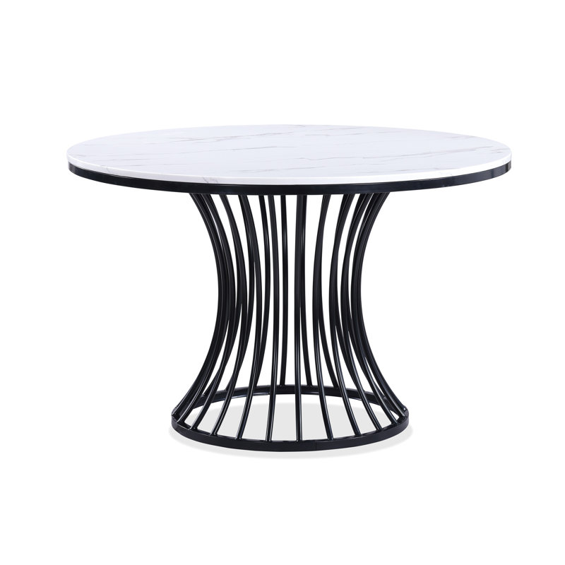 Élégante salle à manger de 5 pièces: table à finition noire et sièges rembourrés gris avec plateau contemporain avec dessus en faux marbre