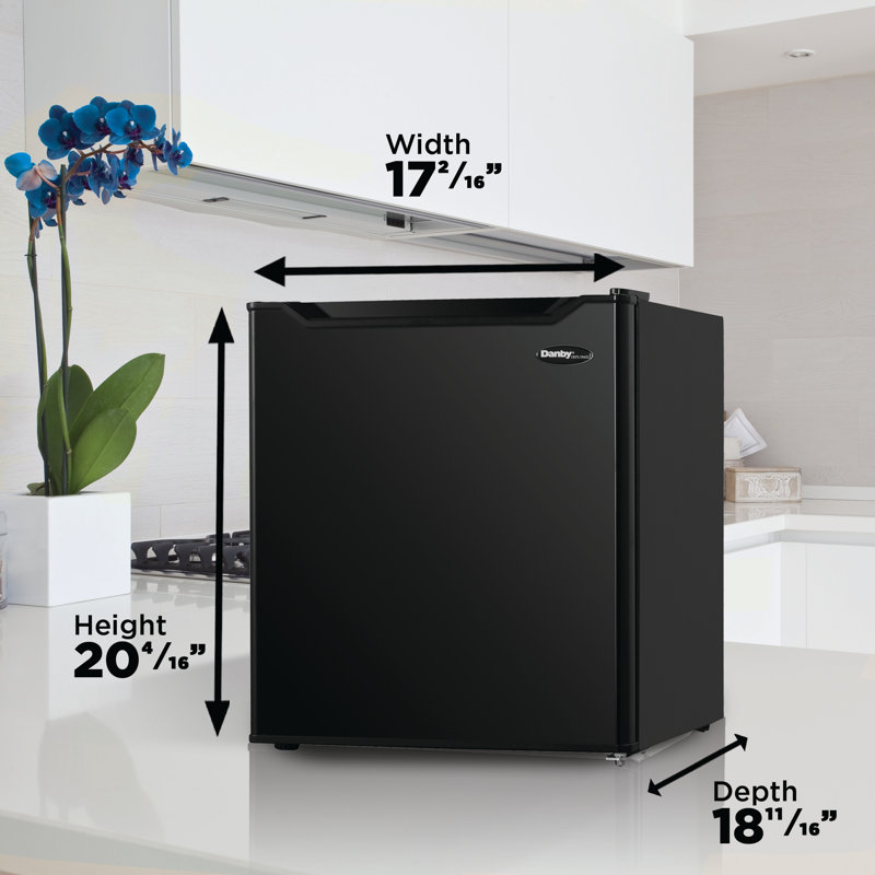 Black Compact Energy Star Mini Fridge with Reversible Door