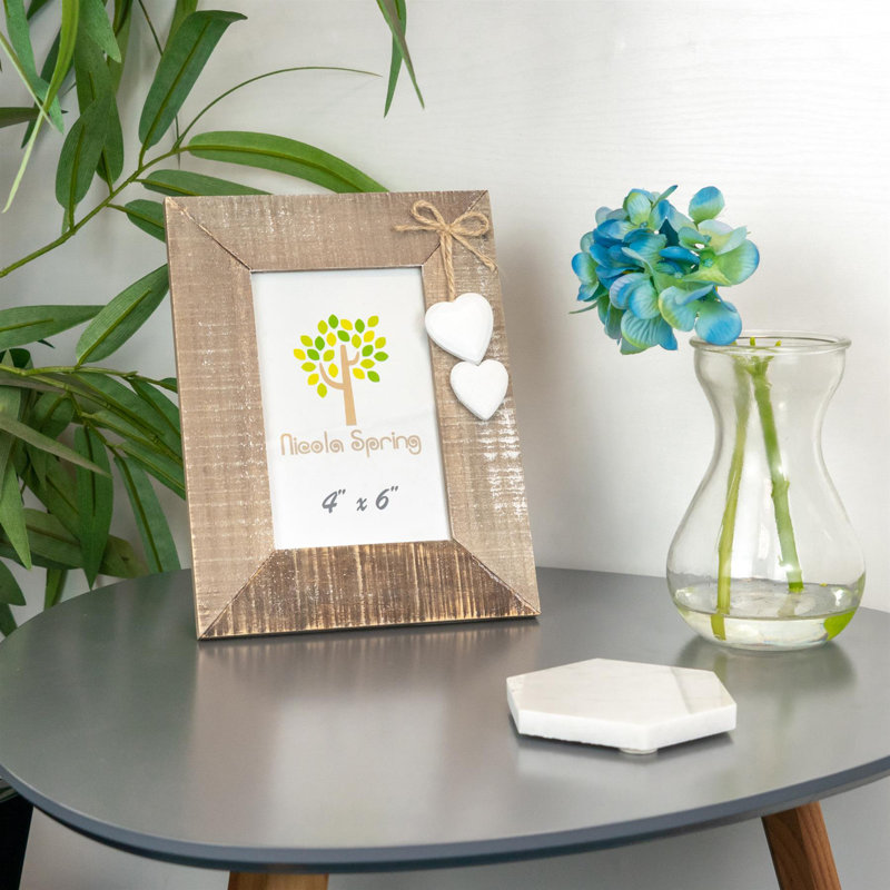 Nicola Spring - Rustic Hearts Photo Frames - 4 x 6" - Natural