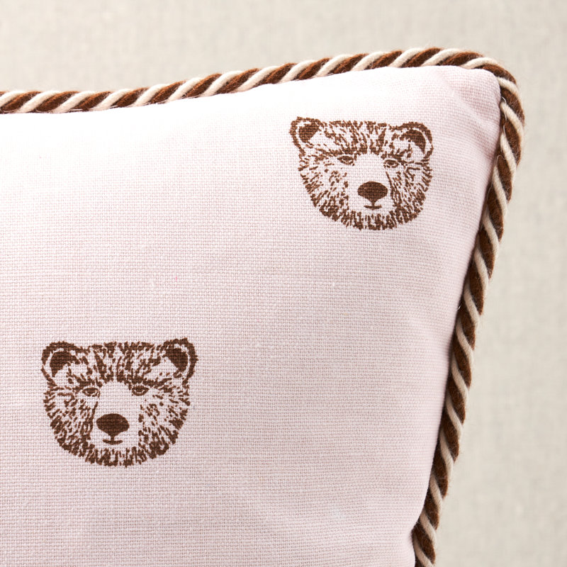 Coussin Schumacher x Marie-Chantal, Rosé, H 14 po x l 14 po