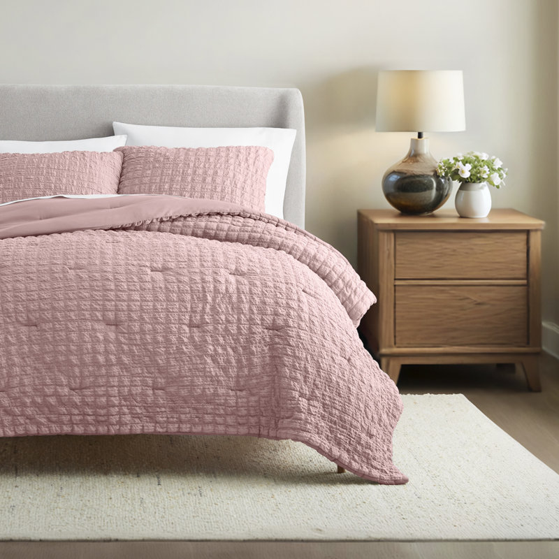 Seersucker Textured Comforter Set, Full / Queen Comforter + 2 Shams, Rose
