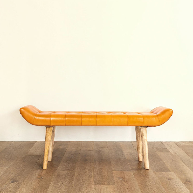 Banc en bois et cuir de chèvre