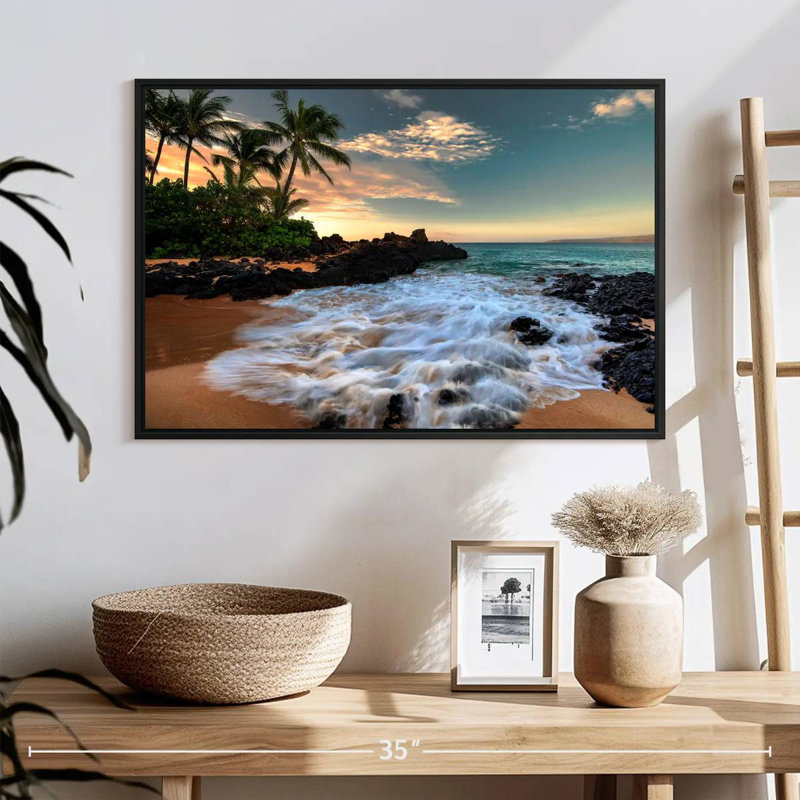Maui, baie de Makena, Borasisi, 25 po x 17 po, Cadre flottant noir