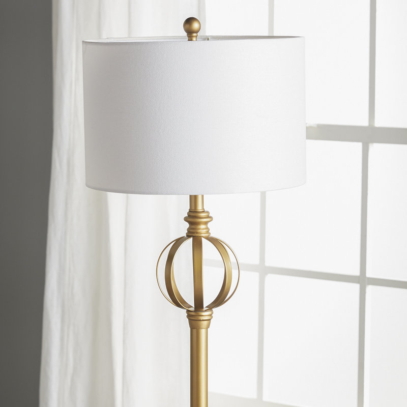 Daeja 61.5'' Traditional Floor Lamp