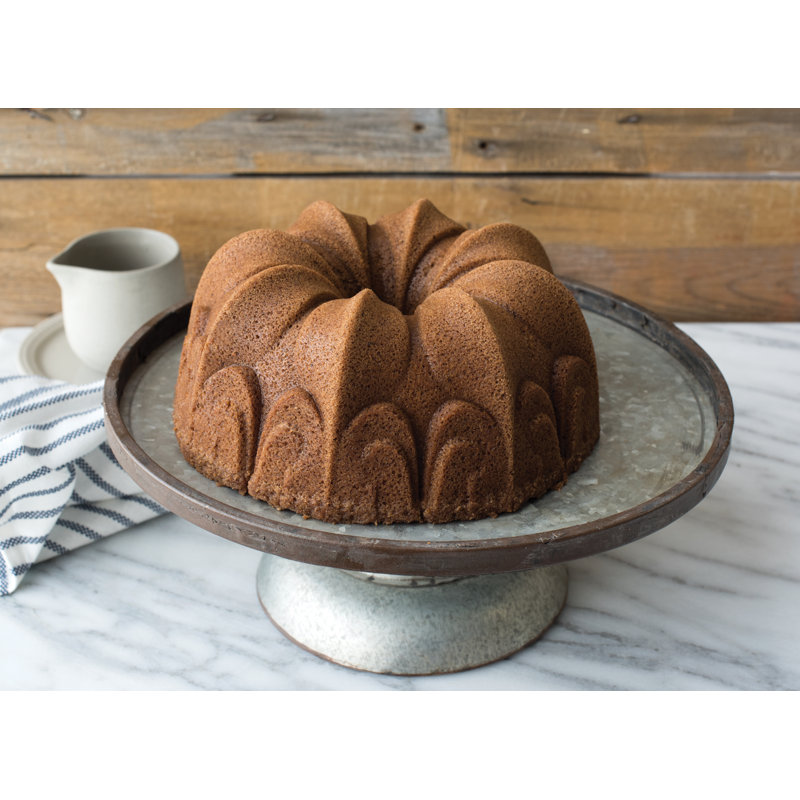 Nordic Ware Novelty Fluted Cake Bundt Pan
