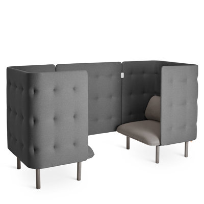 QT Chair Booth