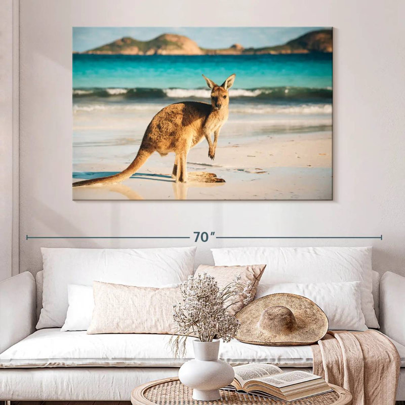 Kangourou à Brampt Beach, H 34 po x l 51 po