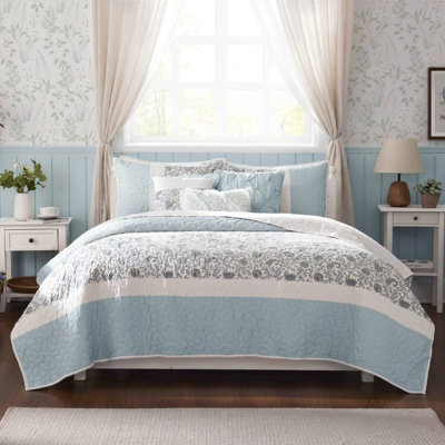 Dawn 6 Piece Cotton Percale Quilt Set with Throw Pillows
