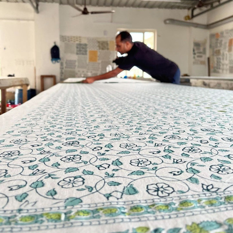 Sea Breeze Rectangular Tablecloth, 72" D x 135" L
