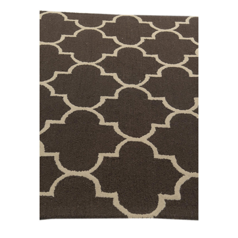 Tapis brun foncé 5 pi 0 po x 8 pi 1 pi Pineland