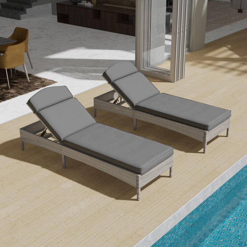 Chaise longue d'extérieur en osier Arshleen, Gris