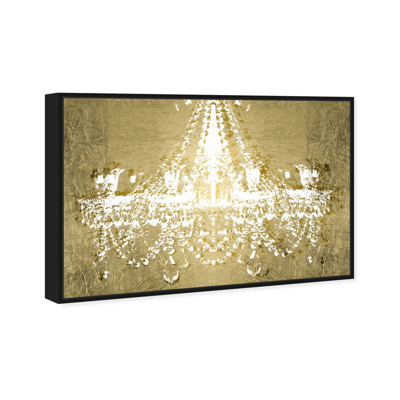 Dramatic Entrance Gold Glam Chandelier - Impression sur toile, H 20 po x l 30 po