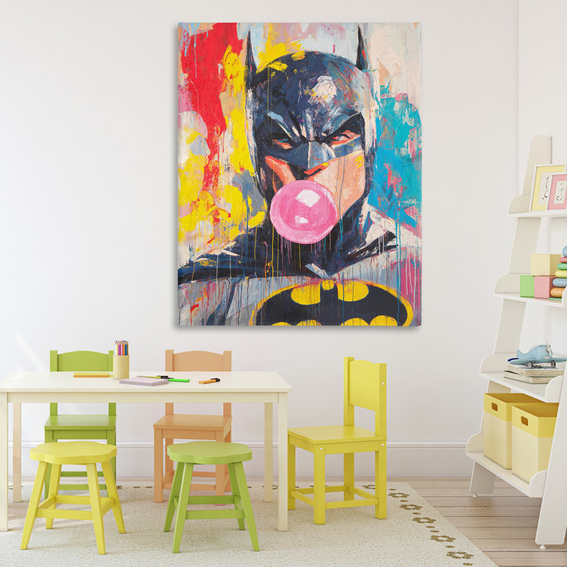 Iconic Street Hero avec toile gomme à bulles, design par Svetlana Aleynikova, H 48 po x l 36 po