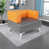 Similicuir gris / orange sélectionné