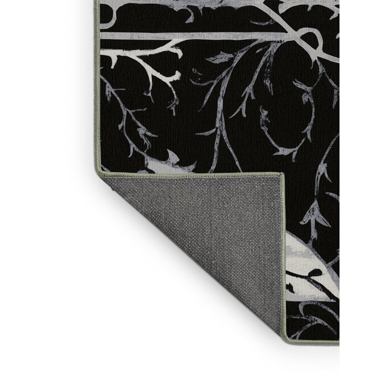 Stealth Bloom Rug, Round 5'
