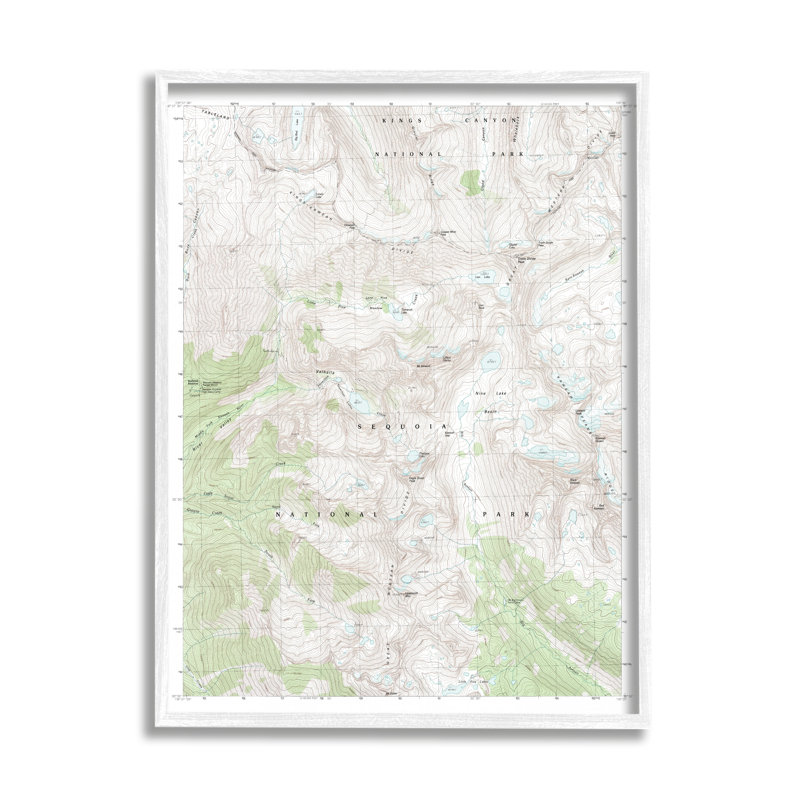Carte topographique du parc national Kings Sequoia par Daphne Polselli, H 30 po x l 24 po, Giclée encadrée blanc bord de mer