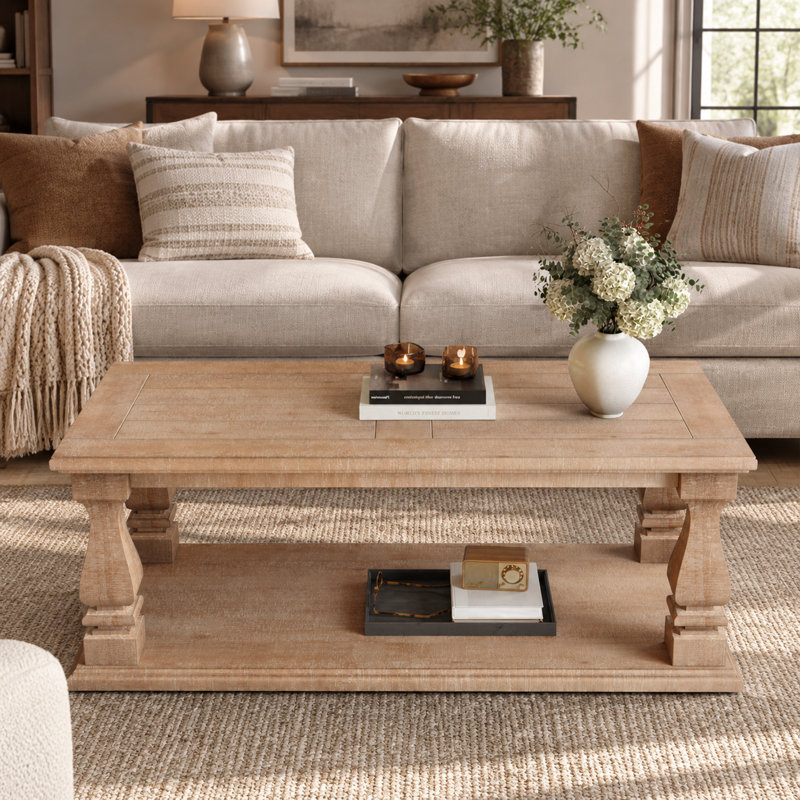 Table basse rectangulaire de style campagnard avec plateau en bois massif et tablette inférieure