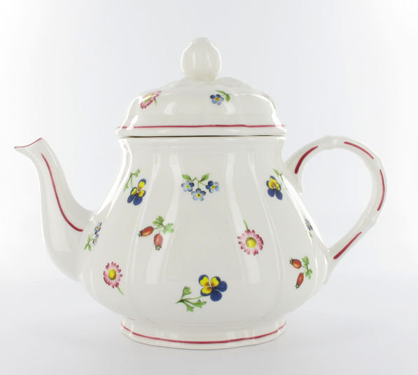 Petite Fleur 1.06-qt. Teapot