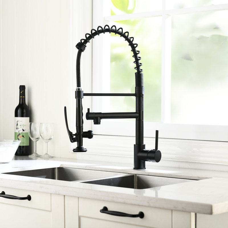 Robinet de cuisine escamotable chaud et froid en nickel noir - Fabrication entièrement en laiton, pivotant à 360 degrés, poignée simple de style moderne, options d'eau, lavabo rouille et contemporain