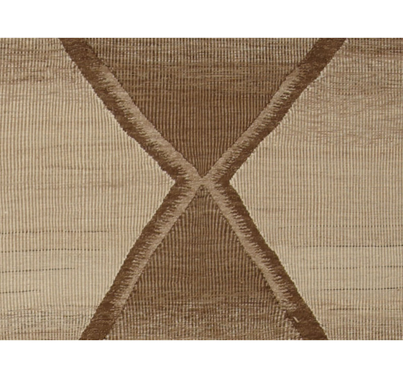 Geometric Area Rug in Brown/Beige