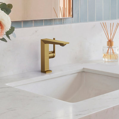  Single Hole Bathroom Faucet with Pop-up Overflow Drain Assembly, Single Handle Bathroom Sink Faucet