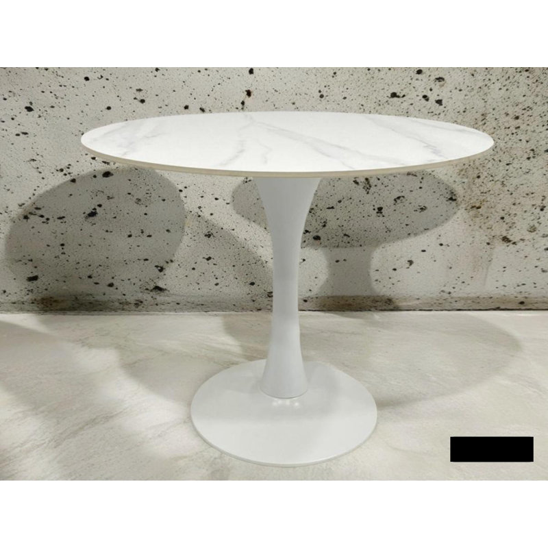 Rond 36 po Jahnice, Blanc, Blanc