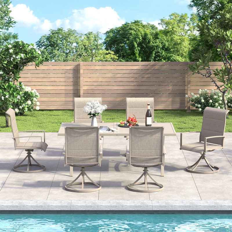 Ensemble repas pour 6 personnes avec table rectangulaire de 63 po et chaises pivotantes rembourrées en polyester enduit de PVC