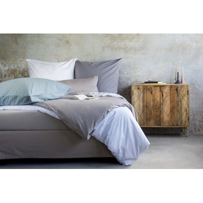 Borchers Hypoallergenic 100% Cotton 145 TC Reversible Duvet Cover Set