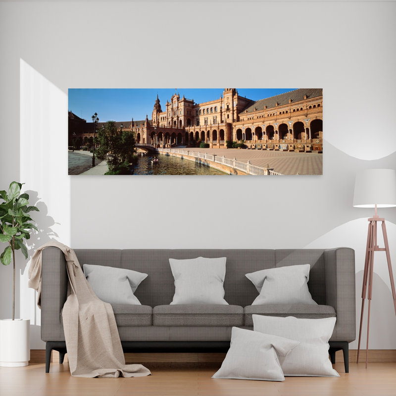 Art contemporain, Plaza Espana, Séville, Espagne, H 20 po x l 60 po