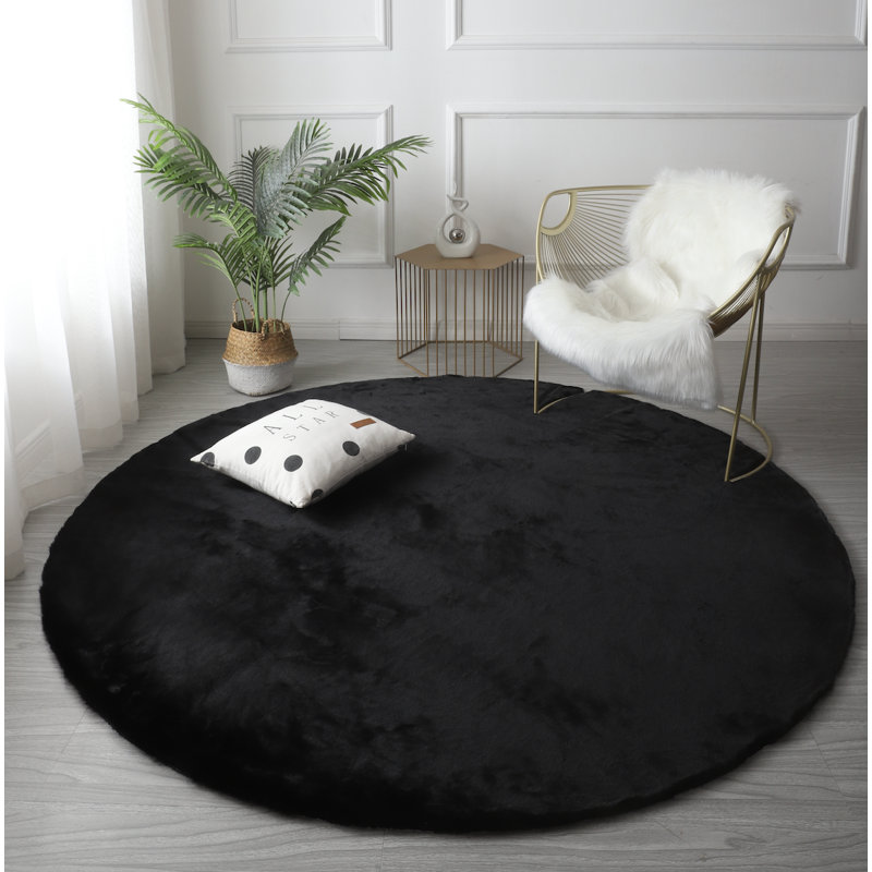 Klynn Faux Fur Indoor Rug, Round 7'10"