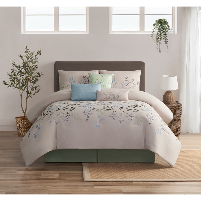 Brynne 7 Piece Bed in a Bag, King Comforter + 6 Additional Pieces