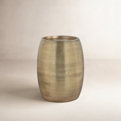 Peregrina End Table