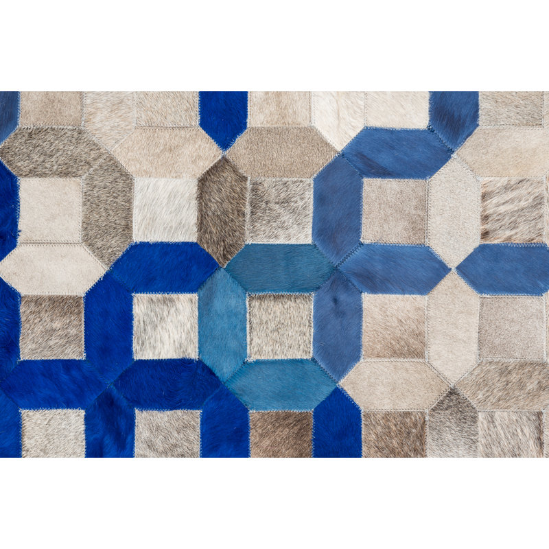 Trellis Cowhide Geometric Indoor Rug