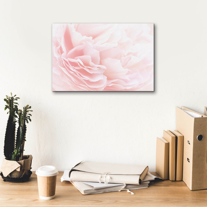 «Rose 2» par Photoinc Studio, art mural sur toile, 40 po x 26 po, H 12 po x l 18 po x P 0,75 po