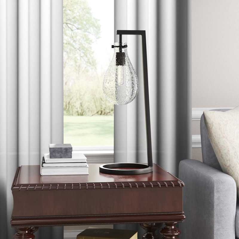 Lampe de table noire 25 po Weston