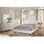 Lit plateforme tapissier Datrell-447714425