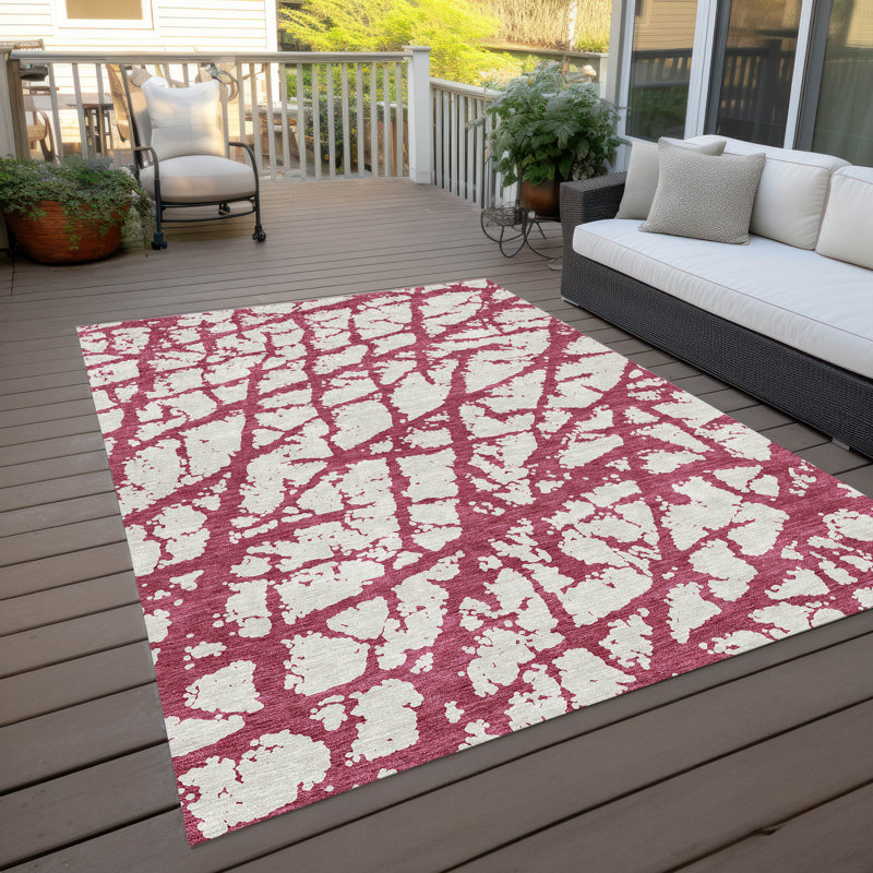 Blush and White Abstract Machine-Washable Indoor/Outdoor Rug