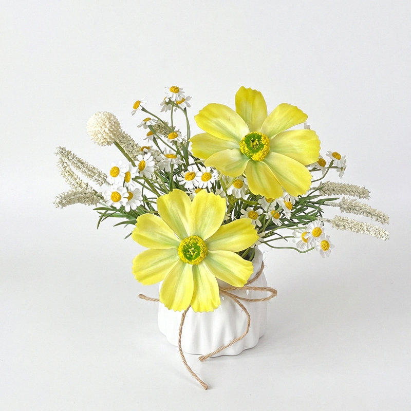 Arrangement de table de fleurs artificielles réalistes de 9,8 po avec pot en céramique blanche, Jaune