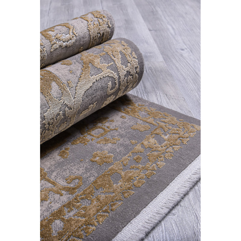 Niche Oriental 160cm X 230cm Area Rug