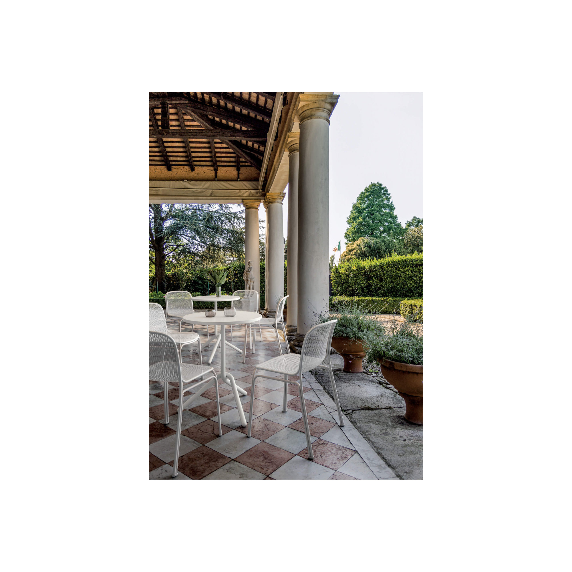 Villa Patio Dining Side Chair, Black