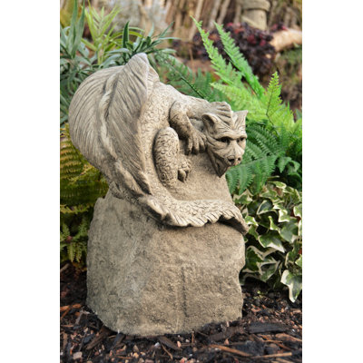 Yoselin Stone Garden Statue