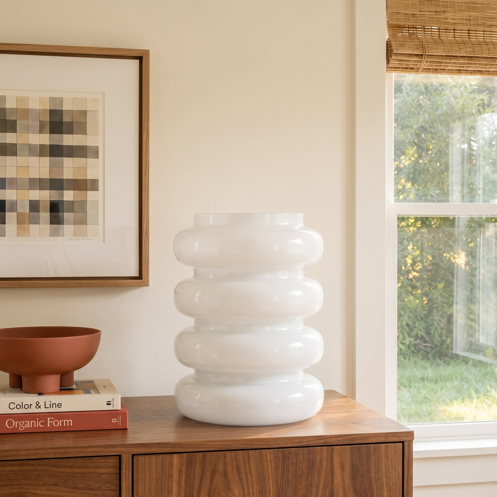 Junia Table Vase