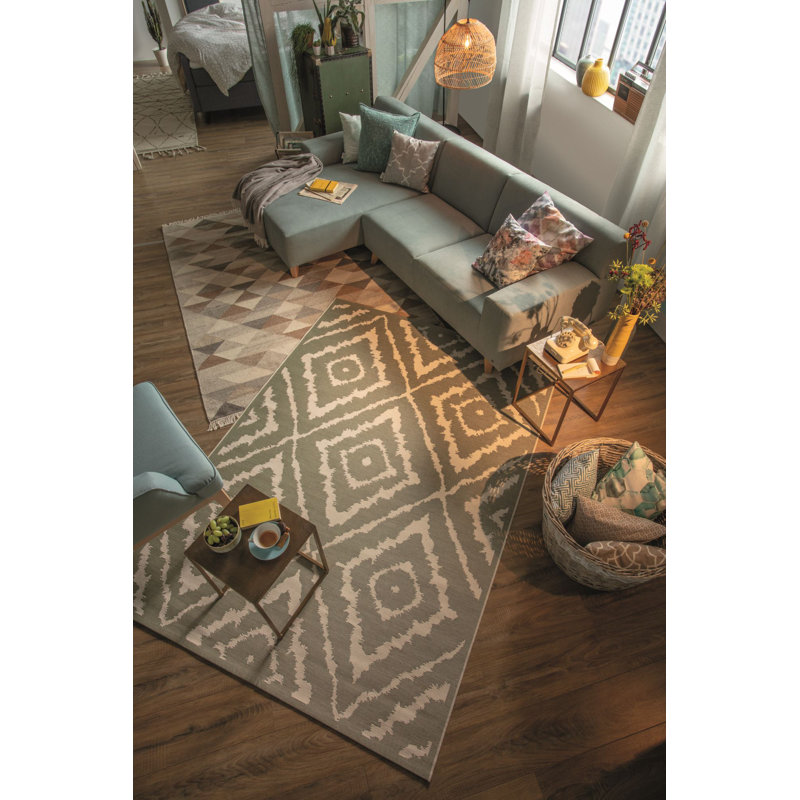 Geometric Hand Woven Indoor / Outdoor Area Rug, Rectangle 123 x 180cm