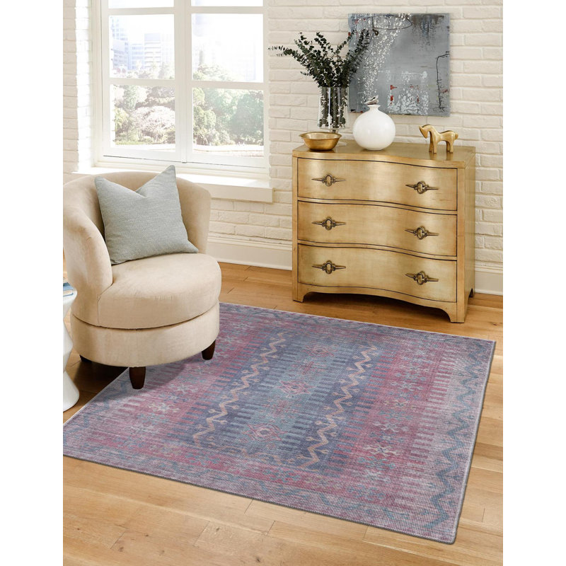 Sisu Tapis Paulic, Carré 5 pi 3 po