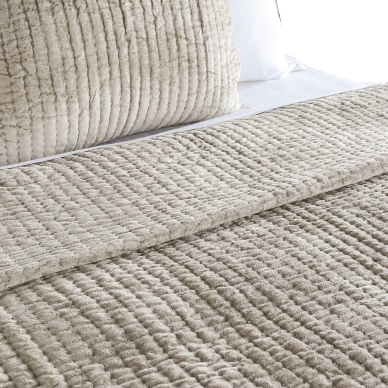 Velvet Quilt, King Quilt, Pebble Beige