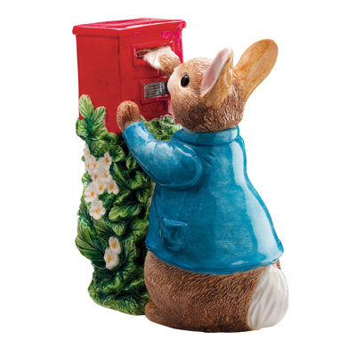 Figurines & Collectibles