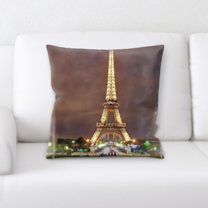 Coussin décoratif en tour eiffel